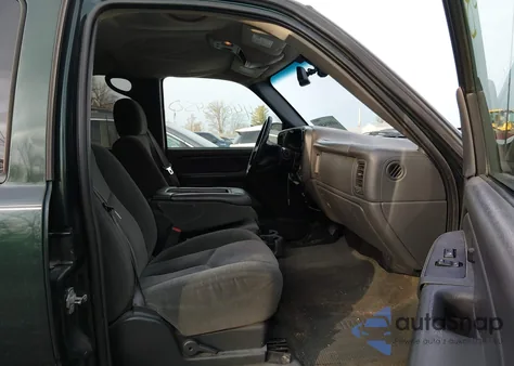 2005 Chevrolet Silverado 1500 Z71 from USA, damaged, VIN 2GCEK13T351104912